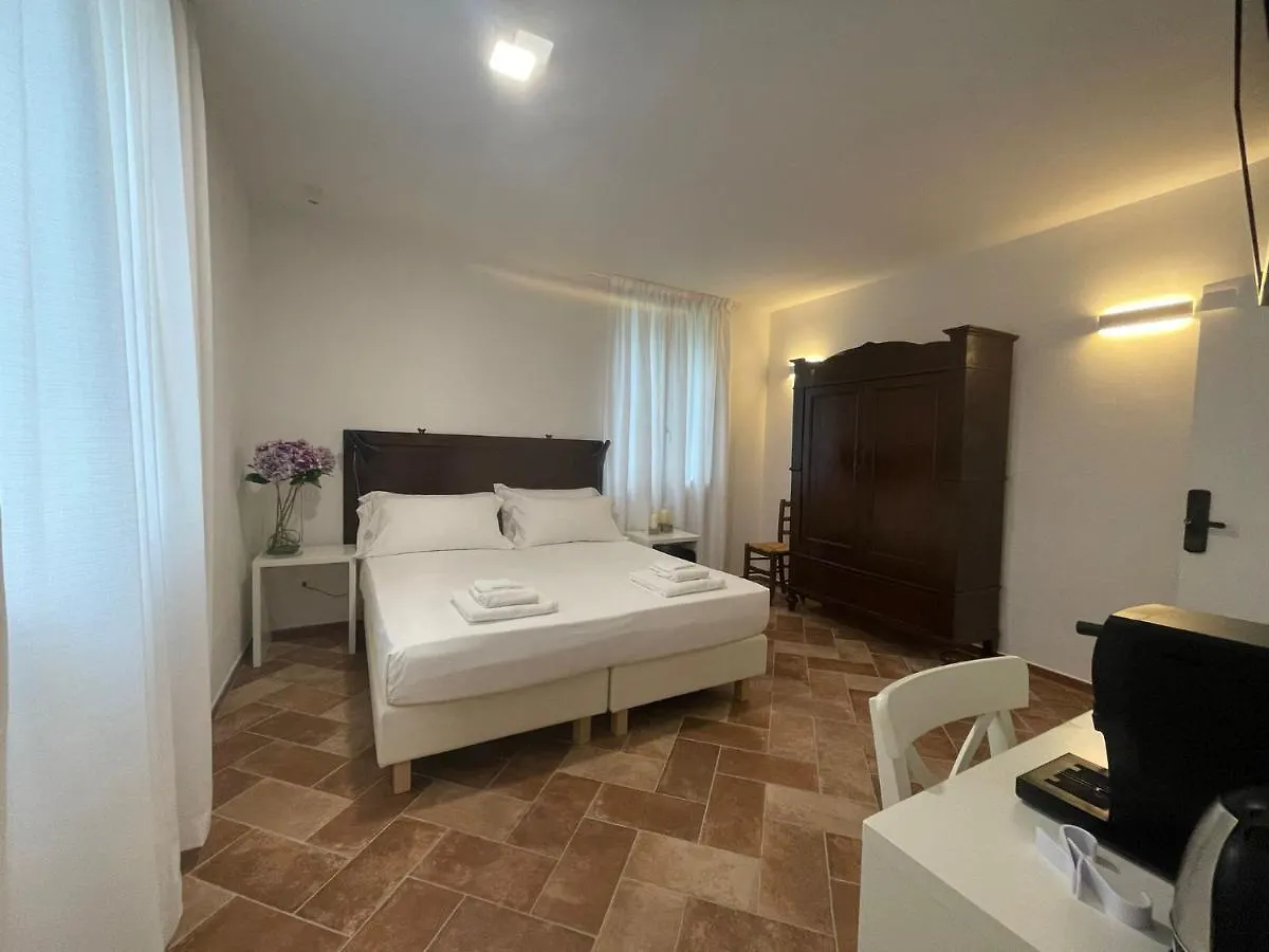 Affittacamere San Mamante Santa Lucia delle Spianate 0*,