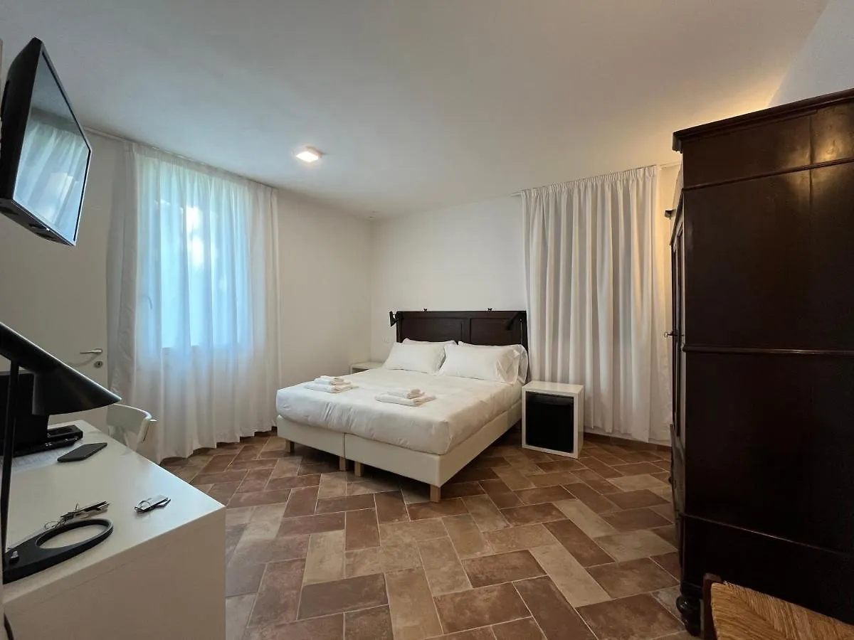 Affittacamere San Mamante Santa Lucia delle Spianate 0*,